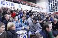 Les supporters encouragent..